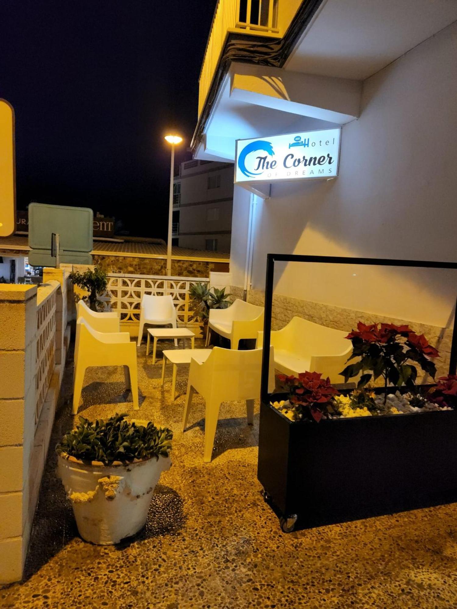 The Corner Of Dreams Hotell Faro de Cullera Eksteriør bilde